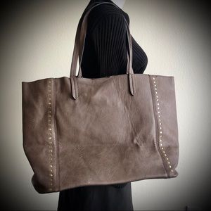 VEGAN Leather Maxi Shoulder bag - NWOT